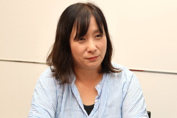 全店舗共通の発注ルールについて説明する 同部マネージャーの渡辺 真弓氏